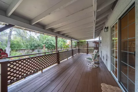 Exterior - 2222 Wicklow St, Redding, CA 96001 photo 10 of 22