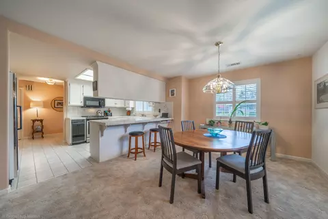 Dining - 2222 Wicklow St, Redding, CA 96001 photo 2 of 3