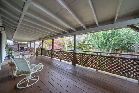 Exterior - 2222 Wicklow St, Redding, CA 96001 photo 11 of 22
