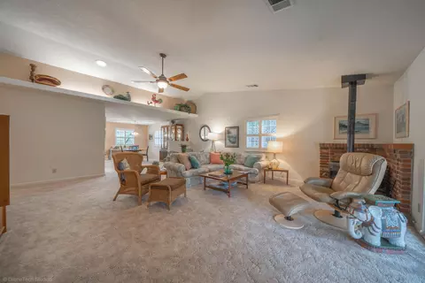 Living - 2222 Wicklow St, Redding, CA 96001 photo 3 of 6