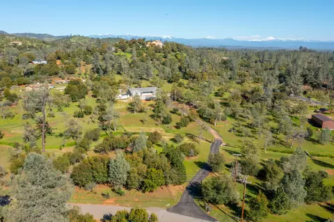 View/Area - 14135 Dos Pinon Trl, Redding, CA 96003 photo 1 of 3