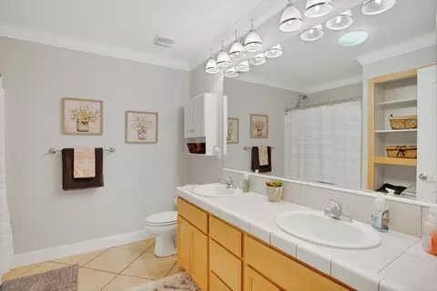 Bath - 16416 Old Mission Dr, Red Bluff, CA 96080 photo 1 of 3