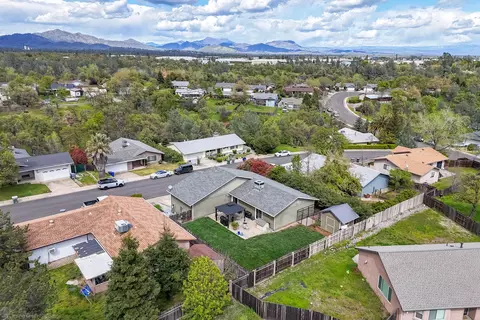 View/Area - 3765 Lake Forest Dr, Redding, CA 96003 photo 5 of 8