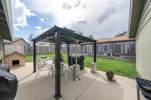 Exterior - 3765 Lake Forest Dr, Redding, CA 96003 photo 8 of 20