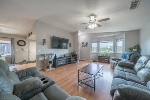 Living - 3765 Lake Forest Dr, Redding, CA 96003 photo 4 of 4