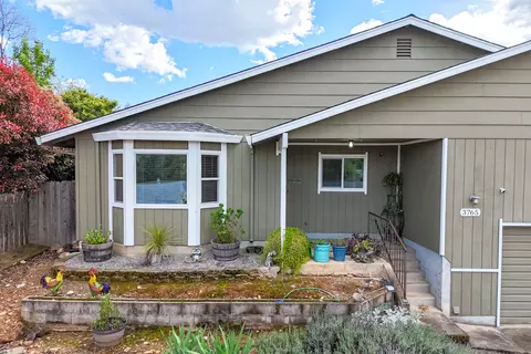 Exterior - 3765 Lake Forest Dr, Redding, CA 96003 photo 19 of 20