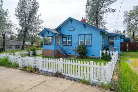 1328 Magnolia Ave, Redding, CA 96001