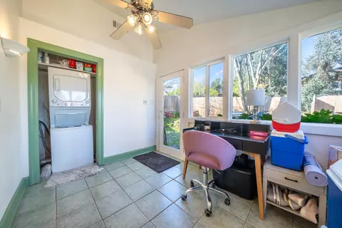 Kitchen - 1186 Willis St, Redding, CA 96001 photo 4 of 4
