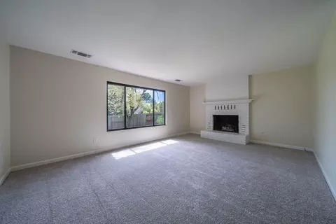 Living - 2119 Wisconsin Ave, Redding, CA 96001 photo 1 of 2