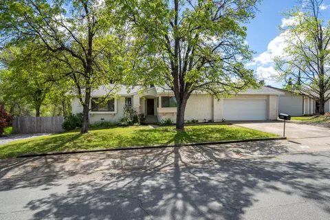 2119 Wisconsin Ave, Redding, CA 96001