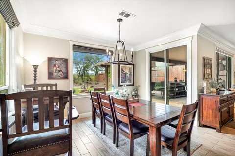 Dining - 4022 Palm Springs Dr, Redding, CA 96002 photo 1 of 2