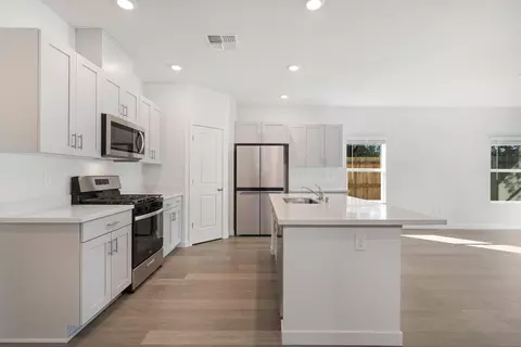 Kitchen - 3781 Thea Dr #LOT 10, Redding, CA 96001 photo 3 of 3