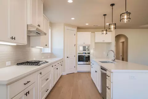 Kitchen - 3456 Laver St, Redding, CA 96002 photo 4 of 5