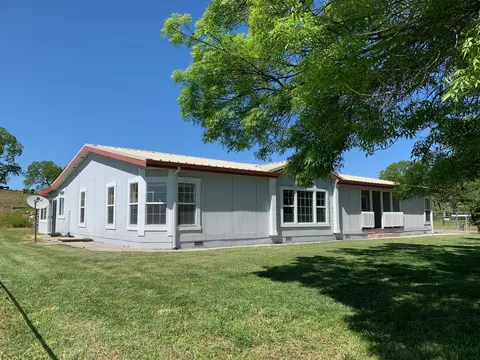 17400 Nunes Rd, Red Bluff, CA 96080