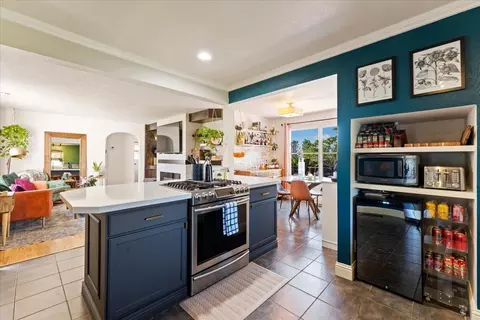 Kitchen - 2240 Alameda Ave, Redding, CA 96001 photo 3 of 3