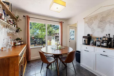 Dining - 2240 Alameda Ave, Redding, CA 96001 photo 1 of 1