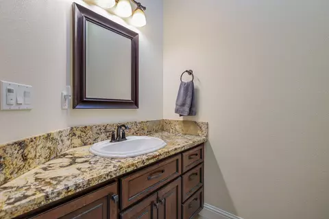 5697 Constitution Way, Redding, CA 96003 photo 15