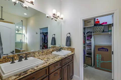 5697 Constitution Way, Redding, CA 96003 photo 10
