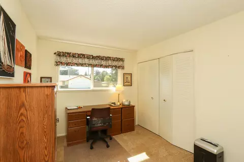 Bedroom - 905 Hallmark Dr, Redding, CA 96001 photo 1 of 5