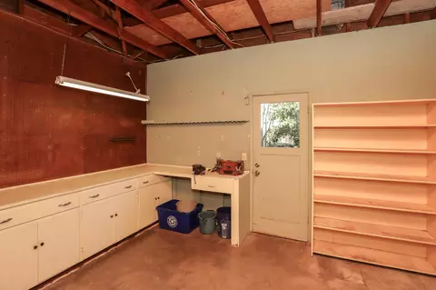 Exterior - 905 Hallmark Dr, Redding, CA 96001 photo 8 of 25