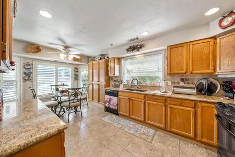 Kitchen - 2127 Sophy Pl, Redding, CA 96003 photo 2 of 3
