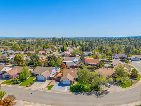 View/Area - 2127 Sophy Pl, Redding, CA 96003 photo 3 of 3