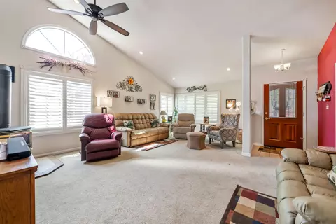 Living - 2127 Sophy Pl, Redding, CA 96003 photo 1 of 2