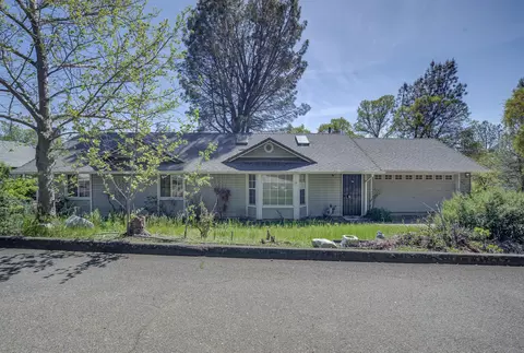 19263 Bjan Ln, Redding, CA 96003