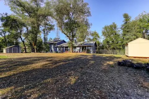 Exterior - 16233 Serene Dr, Redding, CA 96001 photo 5 of 6