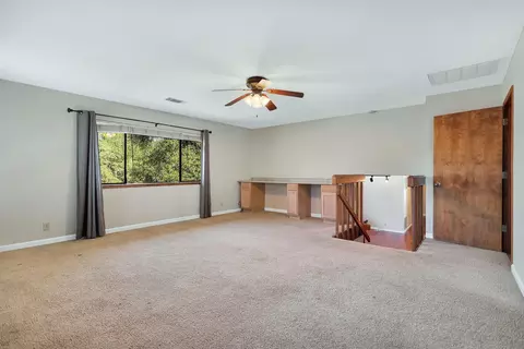 Living - 16233 Serene Dr, Redding, CA 96001 photo 3 of 4