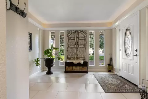 Entry Way - 4084 Alta Mesa Dr, Redding, CA 96002 photo 1 of 5