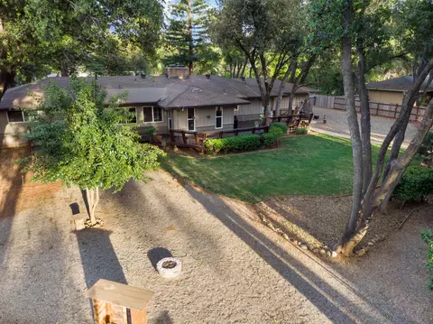 Exterior - 4084 Alta Mesa Dr, Redding, CA 96002 photo 18 of 21
