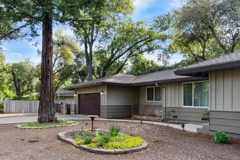 Exterior - 4084 Alta Mesa Dr, Redding, CA 96002 photo 4 of 21