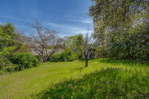 View/Area - 1934 Kinvarra Way, Redding, CA 96001 photo 1 of 6
