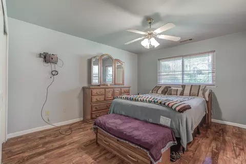 Bedroom - 1934 Kinvarra Way, Redding, CA 96001 photo 2 of 4