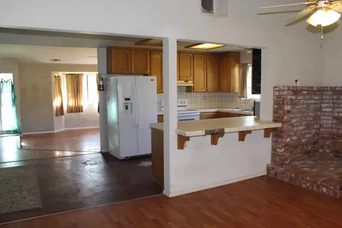 Kitchen - 11459 Suggie Ln, Redding, CA 96003 photo 5 of 6