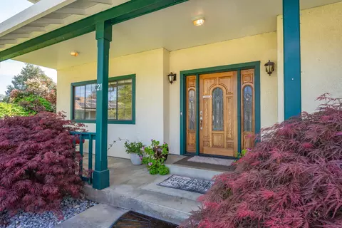 Exterior - 21 Quail Hollow Way, Red Bluff, CA 96080 photo 18 of 29