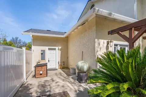 Exterior - 21 Quail Hollow Way, Red Bluff, CA 96080 photo 24 of 29