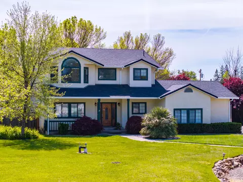Exterior - 21 Quail Hollow Way, Red Bluff, CA 96080 photo 3 of 29
