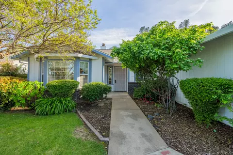 Exterior - 4966 Tralee Ln, Redding, CA 96001 photo 2 of 9