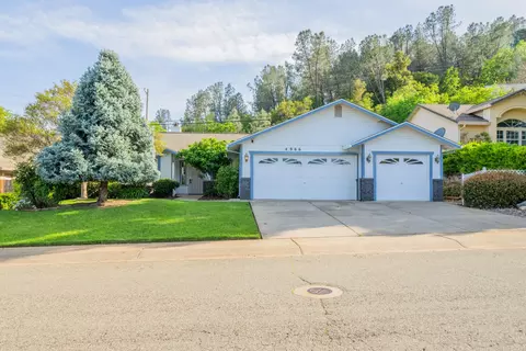 4966 Tralee Ln, Redding, CA 96001