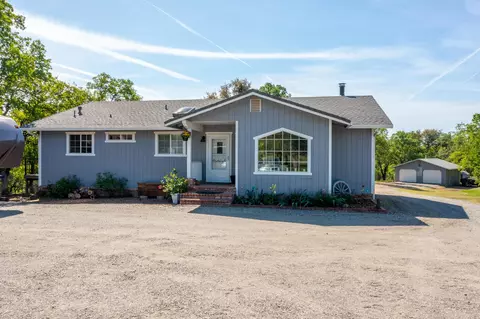 Exterior - 15410 Willowlane Ct, Red Bluff, CA 96080 photo 1 of 17