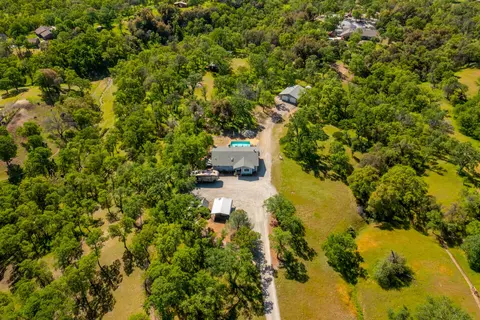 View/Area - 15410 Willowlane Ct, Red Bluff, CA 96080 photo 6 of 7