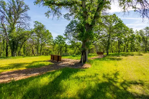 Exterior - 15410 Willowlane Ct, Red Bluff, CA 96080 photo 12 of 17