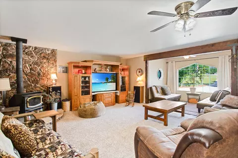 Living - 15410 Willowlane Ct, Red Bluff, CA 96080 photo 1 of 3