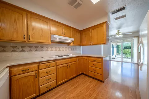 Kitchen - 3540 Tamarack Dr, Redding, CA 96003 photo 3 of 4