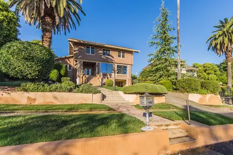 2100 West St, Redding, CA 96001