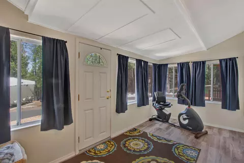 Bedroom - 30563 Thumper Dr, Shingletown, CA 96088 photo 4 of 6