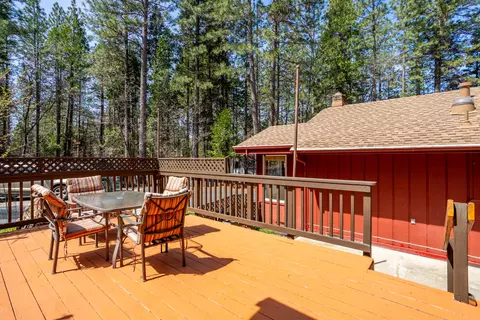 Exterior - 30563 Thumper Dr, Shingletown, CA 96088 photo 7 of 10