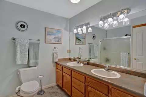 Bath - 30563 Thumper Dr, Shingletown, CA 96088 photo 1 of 3